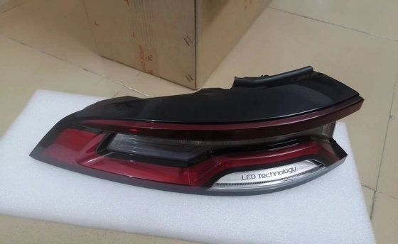 Luz trasera LED trasera del vehículo que pasa por la luz trasera media para BYD TANG EV DMI