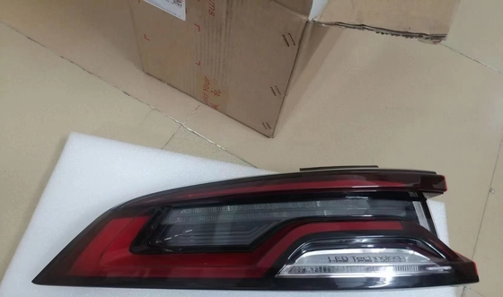 Luz trasera LED trasera del vehículo que pasa por la luz trasera media para BYD TANG EV DMI