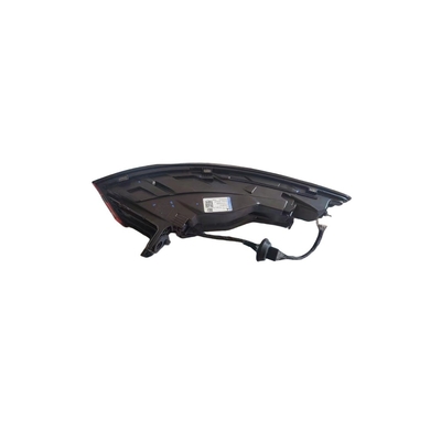 Geely Xingrui Rear Tail Light Assembly para la puerta trasera de la luz Trunk a través de la luz del faro trasero