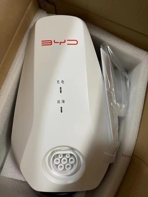Estación de carga de vehículos eléctricos de 7 kW para BYD Song Yuan Plus Pro GBT Wallbox