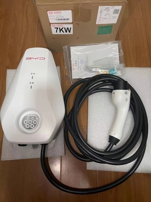 Estación de carga de vehículos eléctricos de 7 kW para BYD Song Yuan Plus Pro GBT Wallbox