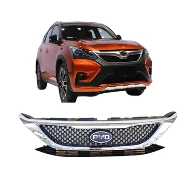 Byd Tang Red de disipación de calor frontal con accesorios de plástico y tiras brillantes