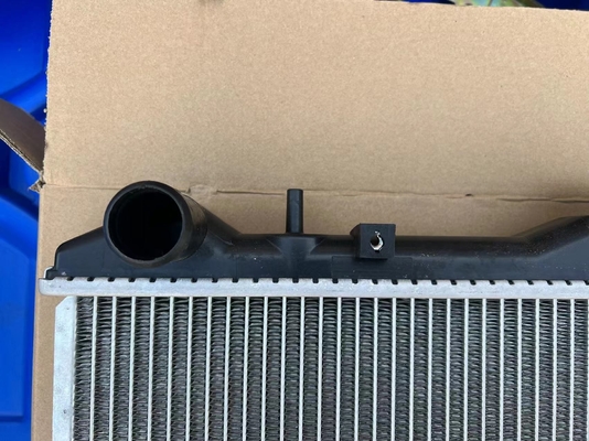 Tanque de radiador automático para la Gran Muralla Haval H3 H5 H6 H8 H9 Garantizado y rendimiento