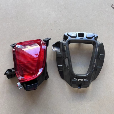 CHANGAN CS75 PLUS Luz del parachoques trasero del coche Luz de niebla con el número OE 4116110-CD05 en rojo