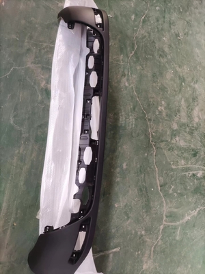 GEELY Coolray FY11 FX11 /Filtro de aceite de venta al por menor Capa del motor del faro Partes de las puertas del parachoques
