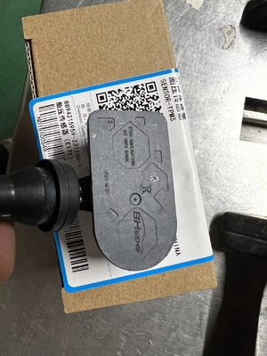 El sensor de presión de neumáticos de GEELY para automóviles ZKKER001 OE NO. 8894215959 y minorista