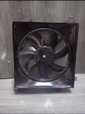Changan Yuexiang Ventilador de refrigeración de depósito de agua Ventilador electrónico de aire acondicionado para montaje de automóviles
