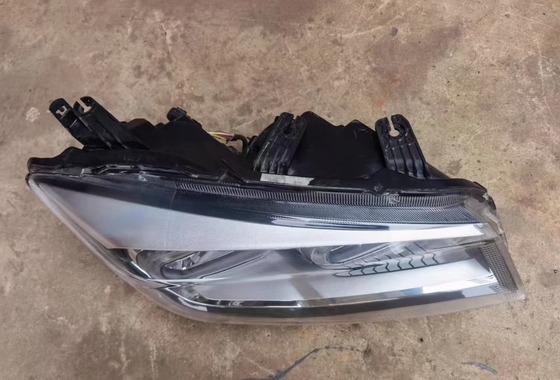Conjunto de faro delantero derecho de Changan CS75 personalizado para el montaje de automóviles