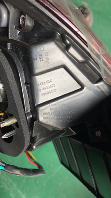 12V OE No. J68-4433020 Chery Tiggo 5X Luz de curvatura trasera derecha Luz de cola para venta al por menor