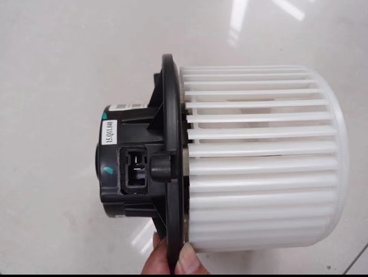 CHANGAN Car Make ventilador de aire acondicionado 8100150-U01 para CS15/ Viejo EADO/Ruicheng