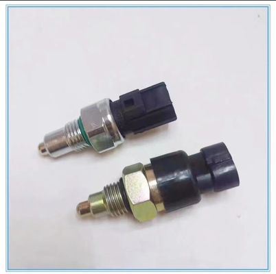 Changan CS75 CS55 Sensor de luz de marcha atrás Sensor de marcha atrás para el montaje de automóviles 100% probado