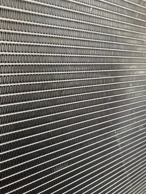 El condensador de aire acondicionado para vehículos todoterreno de gran muro 300 VV5 8105100XKM01A
