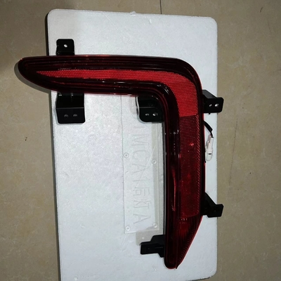 Changan CS95 Luz del parachoques trasero del automóvil Luz de niebla trasera 4133220-A230 con voltaje de 12V