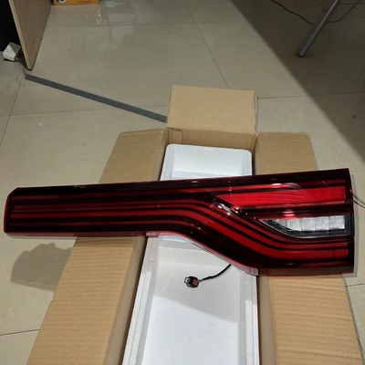 Changan CS95 Luz de cola media luz de cola de tipo transversal para 2017-Visibilidad mejorada
