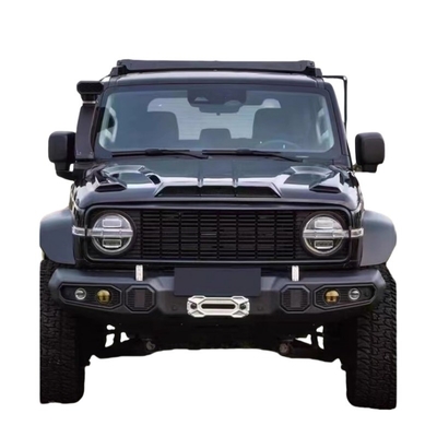 Capa del motor delantero negro de carbono 300 La combinación perfecta de forma y función