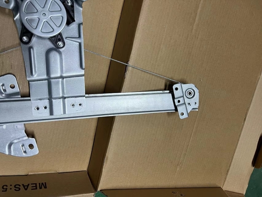Partes de automóviles originales Changan CS35 montaje de elevadores de vidrio para el suministro de parabrisas delanteros de automóviles