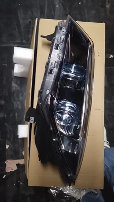 Changan Automobile Eado DT faro B211062-0100 B211062-0200 y 12V de voltaje para el V7