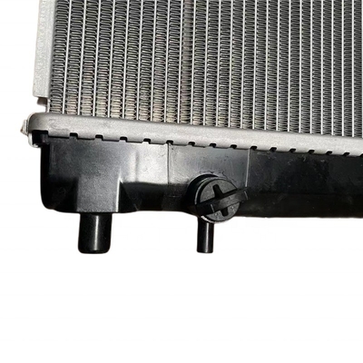 1301100BS16XA RADIATOR ASSY para la Gran Muralla VOLEEX C30 PARTES DE AUTO PARTES completos para automóviles en negro