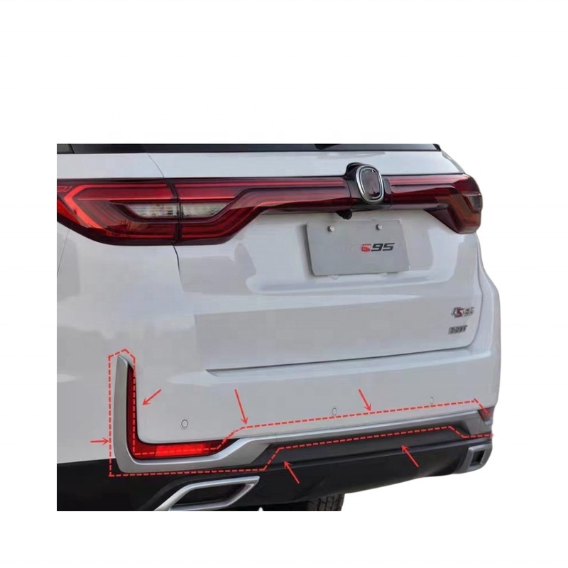 Changan 19-21 CS95 Partes decorativas del parachoques trasero Izquierda y derecha Franja brillante con lámpara de niebla electroplataje